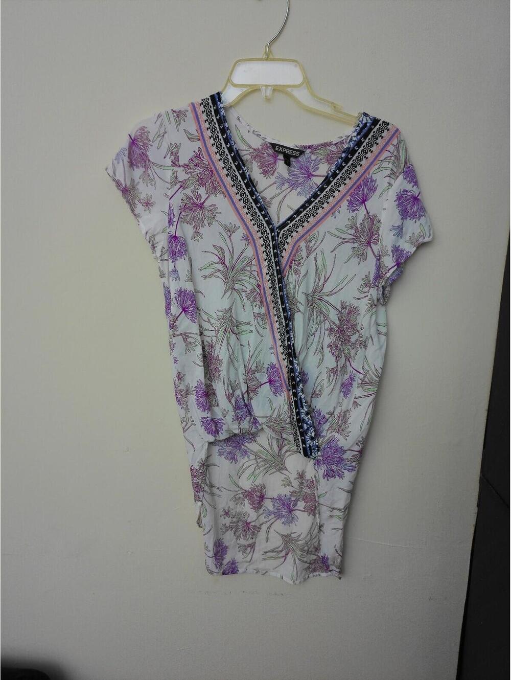 Express‎ Womens Wrap Blouse Top Size S Small White Purple Floral Print V-Neck